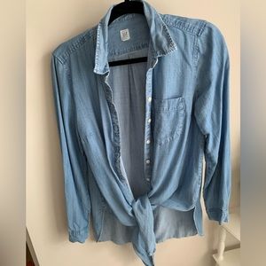 GAP maternity chambray shirt